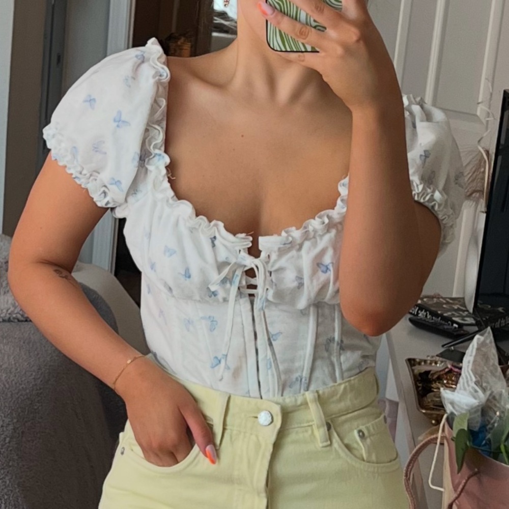 White Floral Puff Sleeve Top